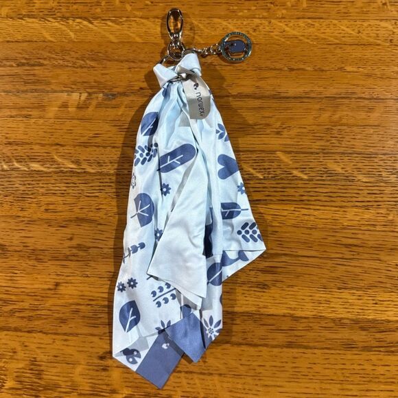 Norwex Icon Optic Scarf with Charm NWT - Picture 2 of 9